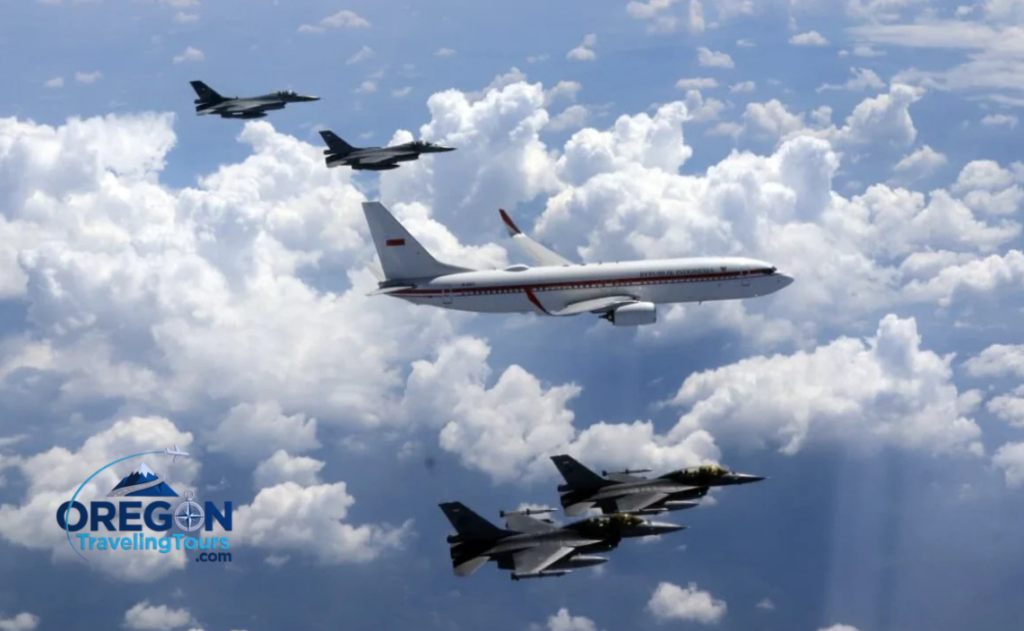 HUT TNI AU, Pesawat Kepresidenan Prabowo Dikawal Empat F-16 dan Dua T-50 Golden Eagle